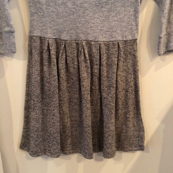 Grey dress - Picture 4 of 7